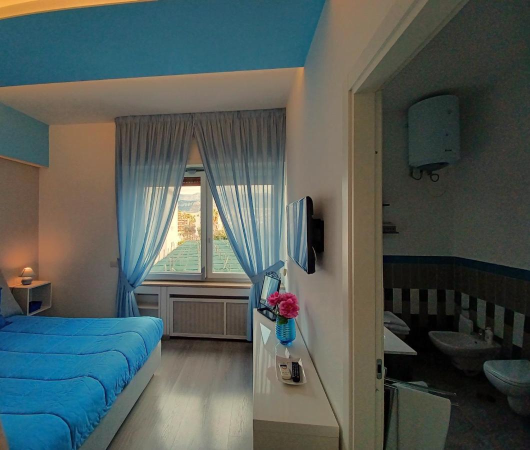 Giulia Bb Sorrento Bed & Breakfast ภายนอก รูปภาพ